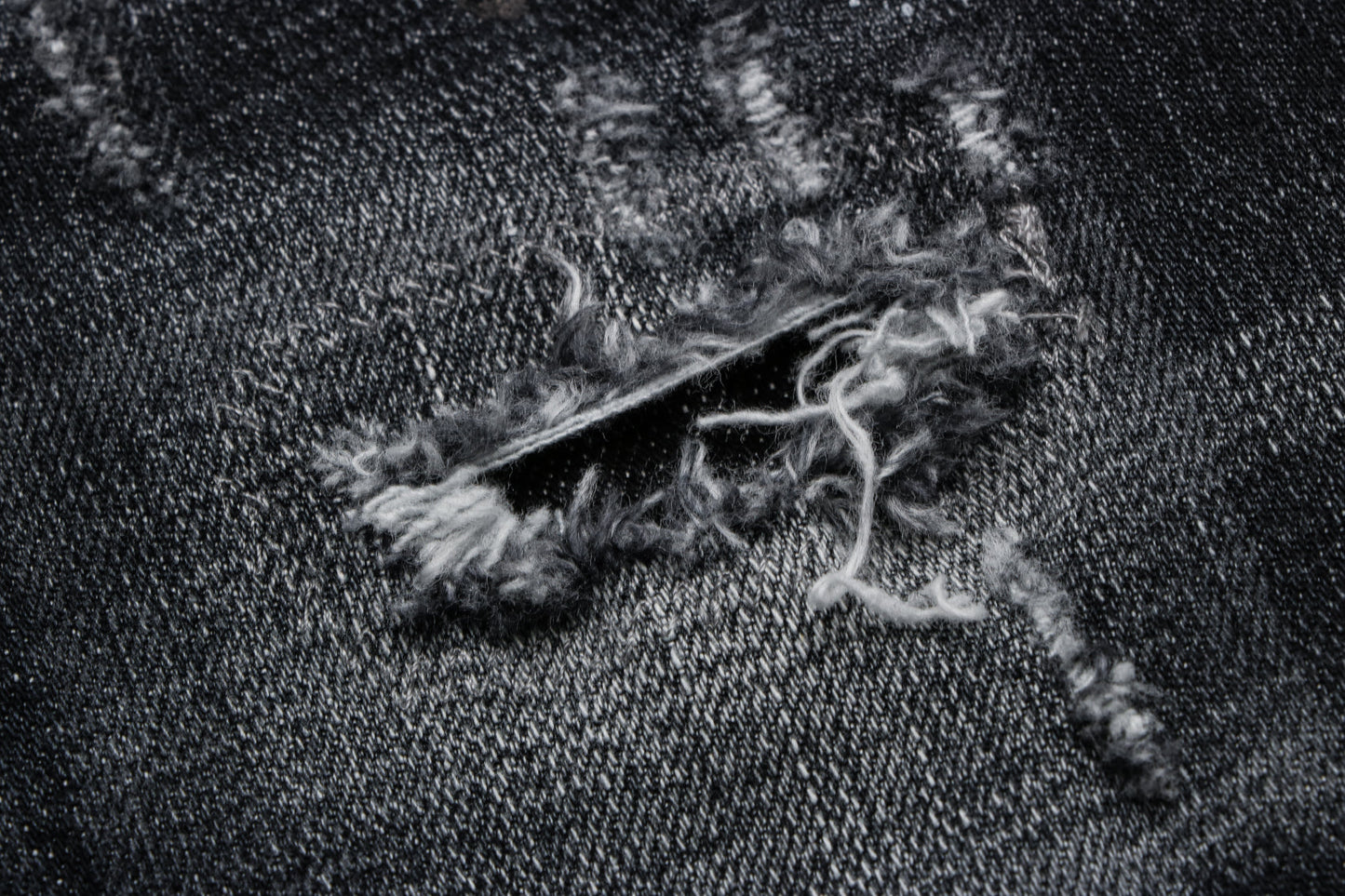 New-DSQ2 Black Ripped Jeans