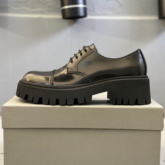 2025 Limited Edition Man Shoe