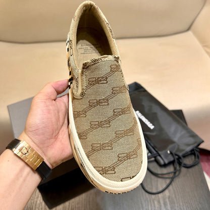 2025 Runway Style Shoe