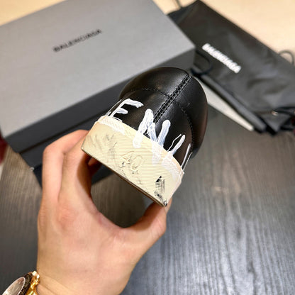 2025 Runway Style Shoe