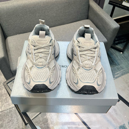 Runway Style Couple's Style Shoe