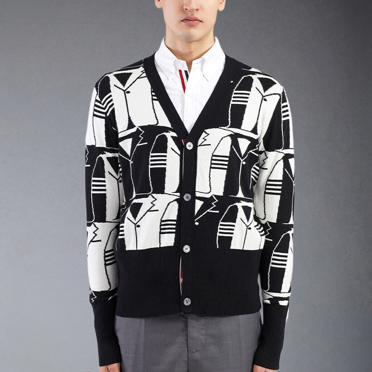 MR.TOM Contrast color sweater