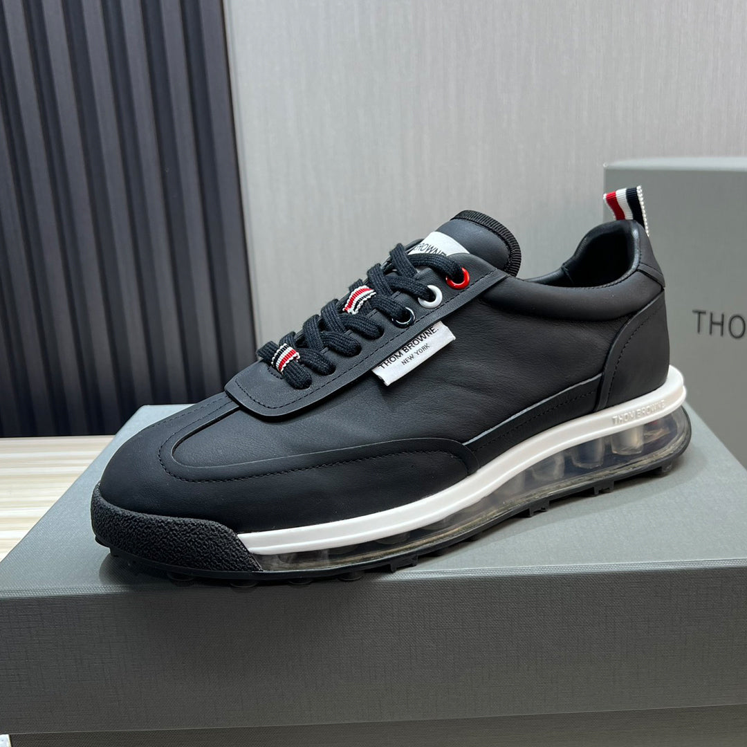 MR.TOM 2025ss Man Cowhide